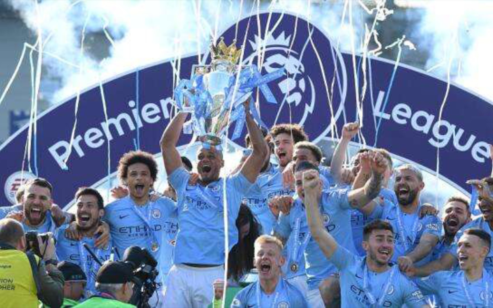 采用太阳能 采用太阳能