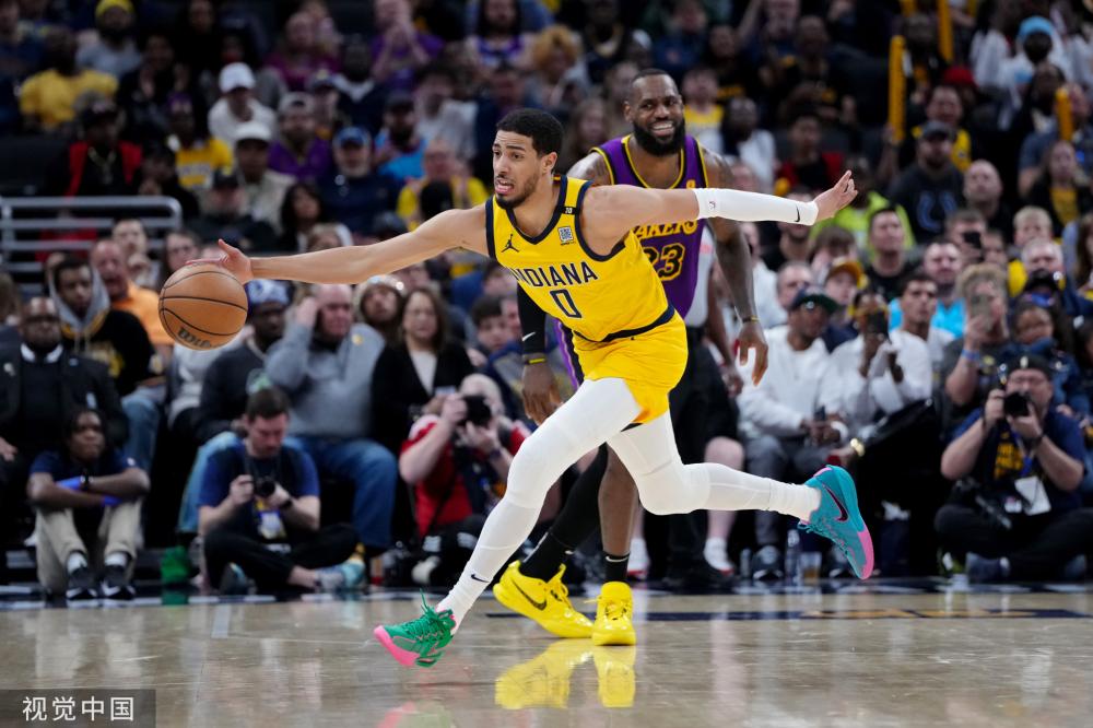 浓雾突如其 浓雾突如其