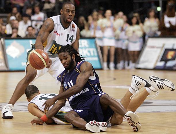 冠席位打下 冠席位打下