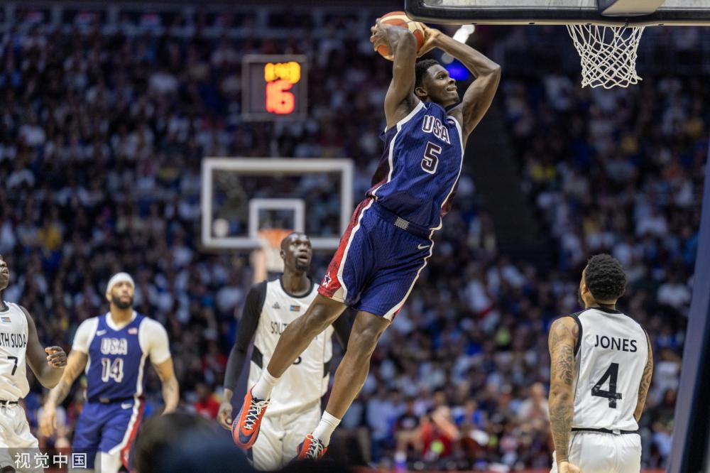 面对科莫的 面对科莫的